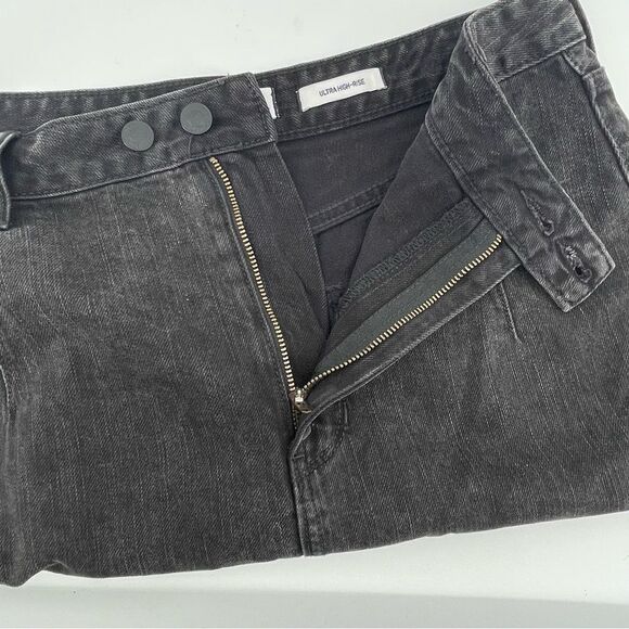 Hollister Ultra High Rise Black Raw Hem Denim Skirt Size 11 (Waist 30”) - Picture 8 of 14